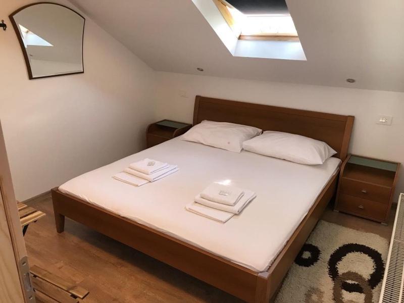 Sobe Zimmer Frei Pozega Exteriér fotografie