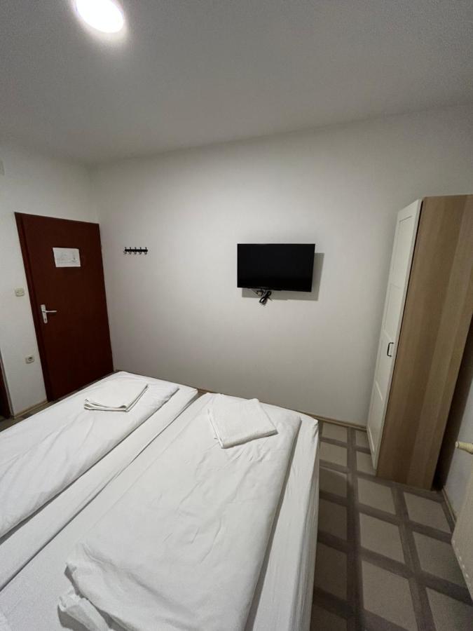 Sobe Zimmer Frei Pozega Exteriér fotografie