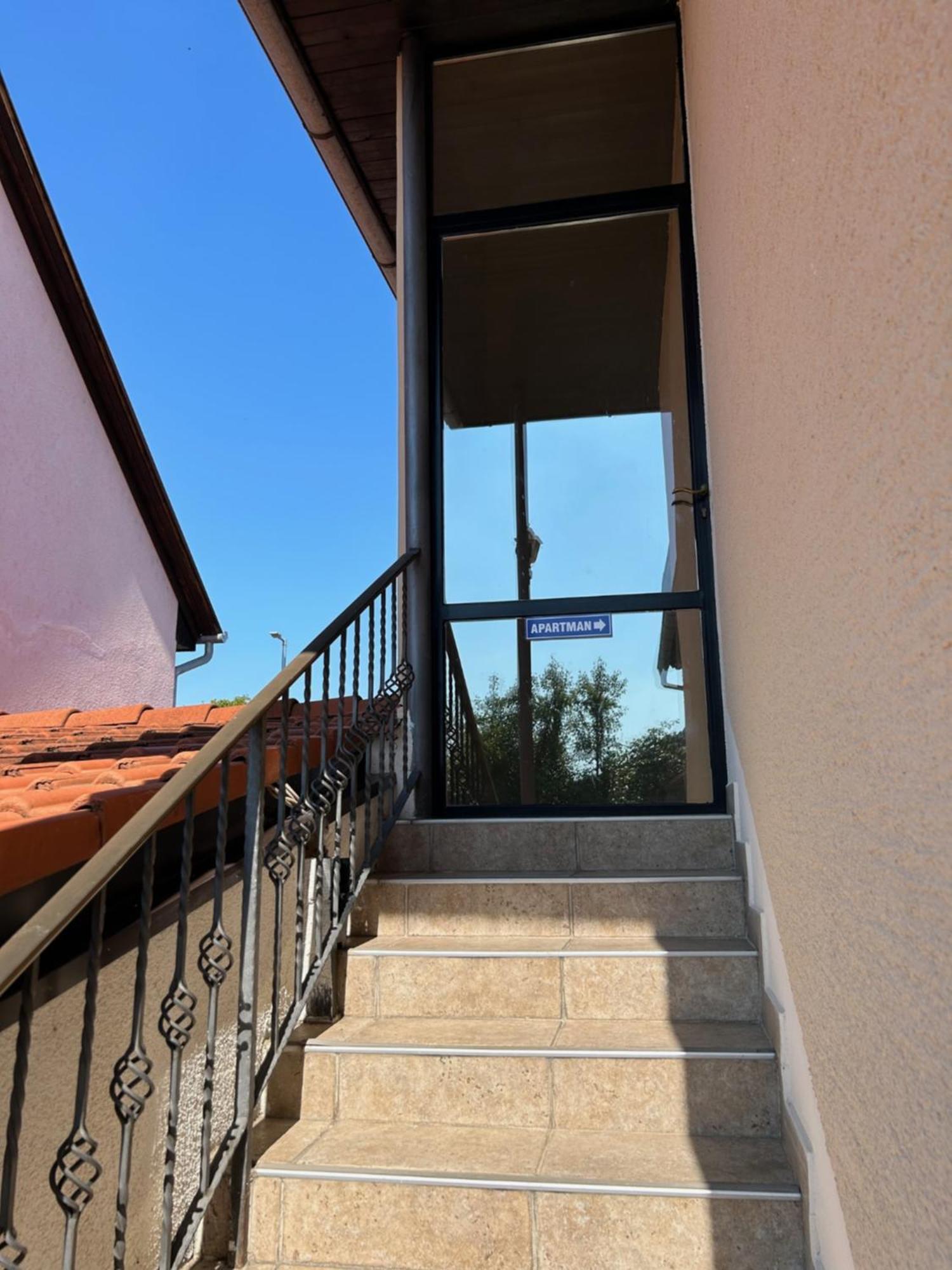 Sobe Zimmer Frei Pozega Exteriér fotografie