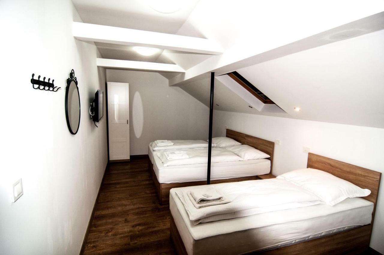 Sobe Zimmer Frei Pozega Exteriér fotografie